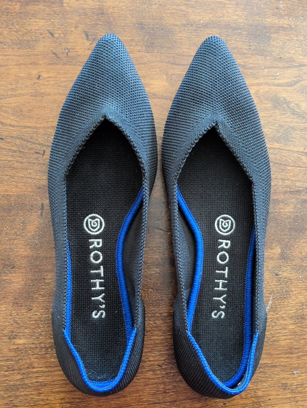 Black Rothy's Pointed Toe Flats size 7.5 - Never Worn